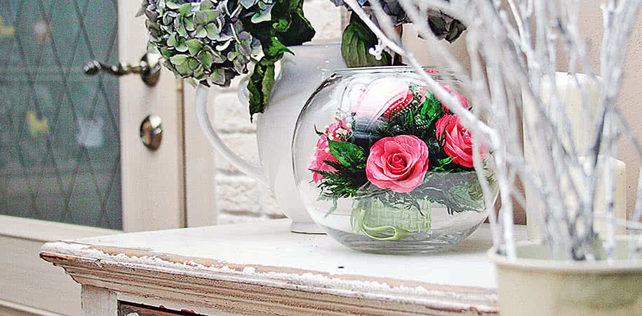 Купить розы в стекле на заказ: доставка цветов в вакууме