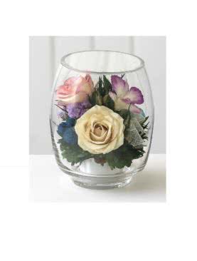 Fiora, Розоватые розы и сиреневые орхидеи в бутоне тюльпана